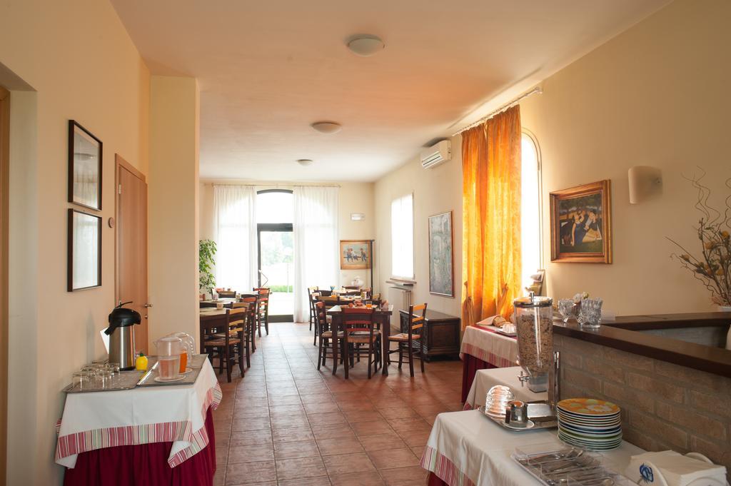 Agriturismo Il Mondo Guest House Parma Exterior photo